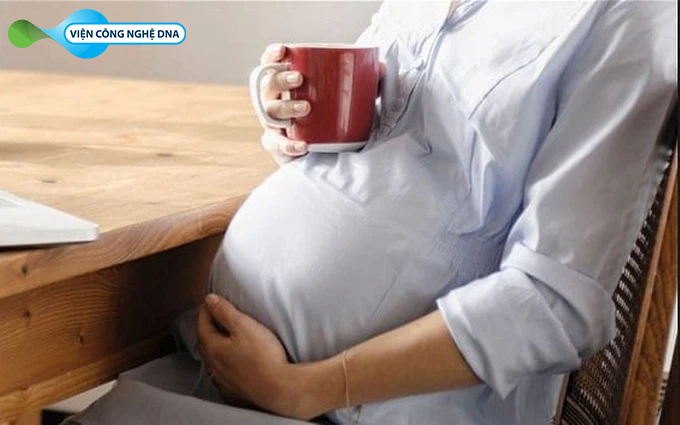 Cần lưu ý những gì để tránh sảy thai những tháng đầu 11 Đồ uống kích thích là nguyên nhân hàng đầu dẫn đến sảy thai những tháng đầu