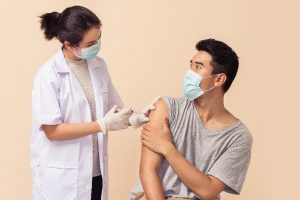 Điều cần biết sau khi tiêm vắc xin Covid-19