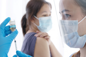 Lưu ý sau khi tiêm vaccine Covid-19 mũi 2