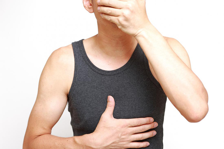 Ợ chua dai dẳng là 1 trong những triệu chứng ban đầu của ung thư ở nam giới cần chú ý 