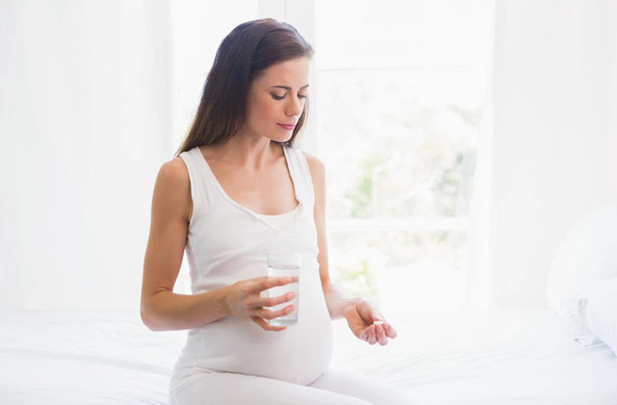 me bau nen uong axit folic khi nao 01